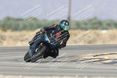 media/Oct-13-2025-Moto Forza (Mon) [[a66d839500]]/3-B Group/Session 3 (Turn 16)/